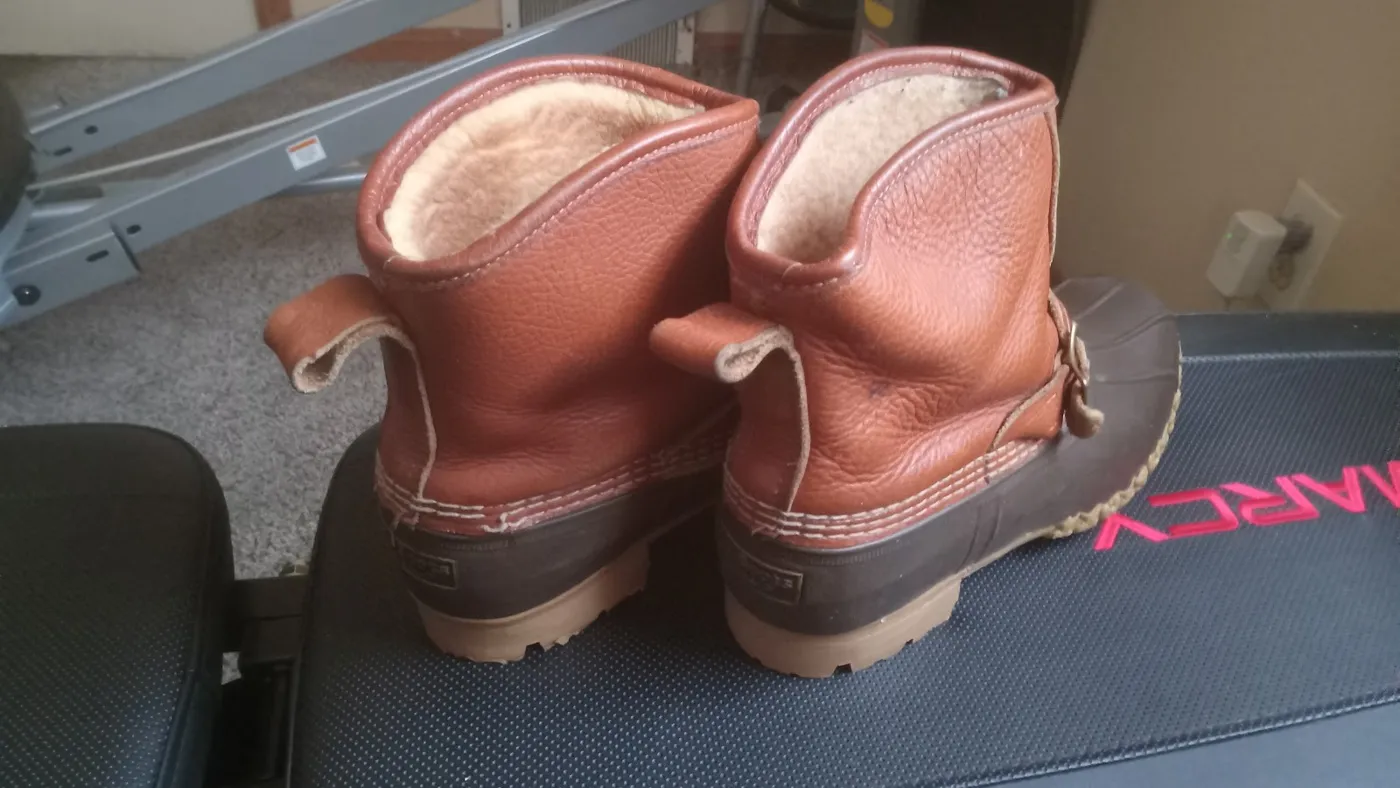Shearling-lined leather boots